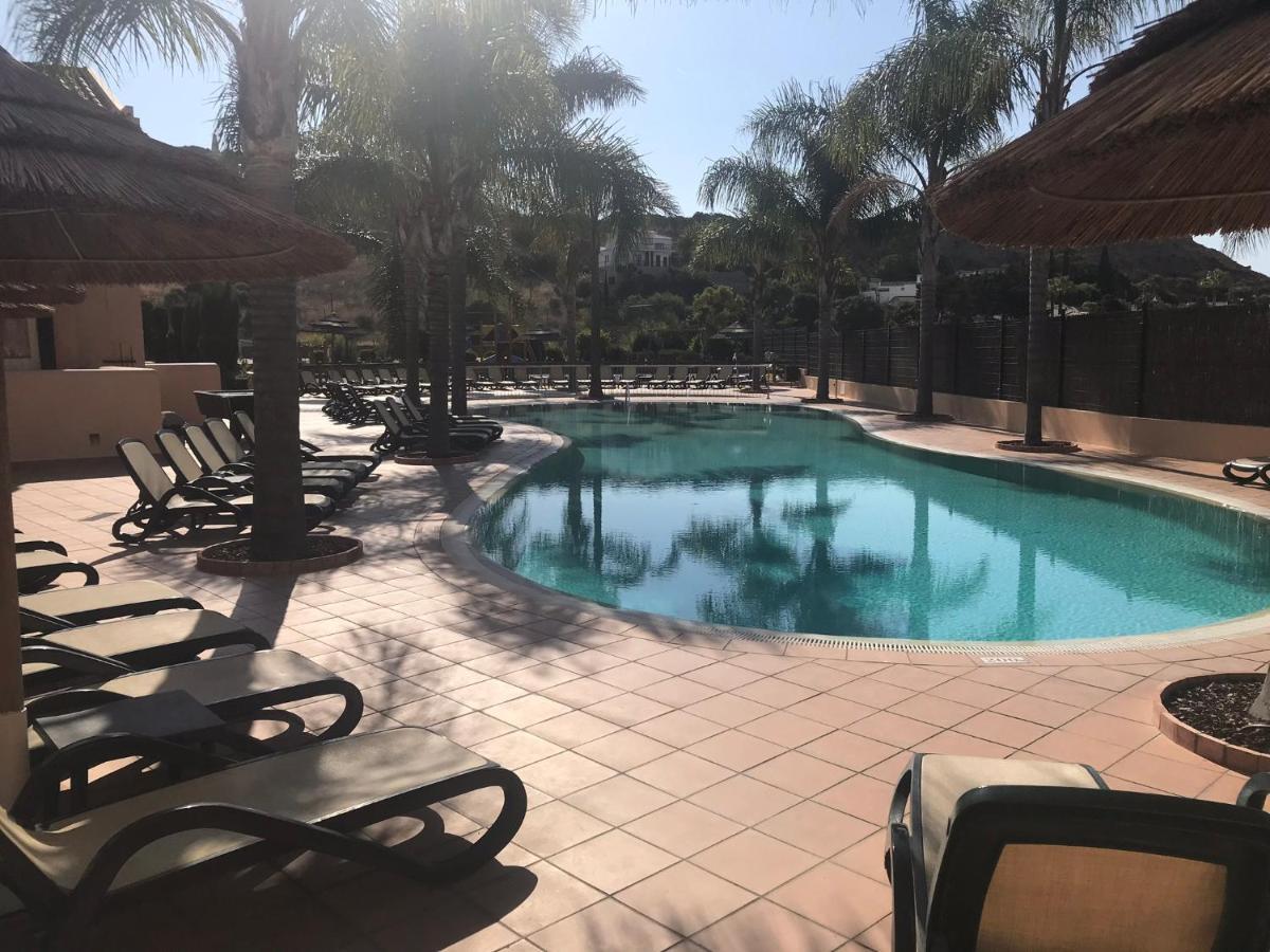 Praia Da Luz Apartment ภายนอก รูปภาพ